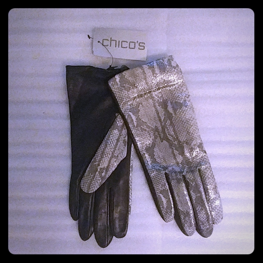 NWT Chico's Metallic and Black Leather Gloves